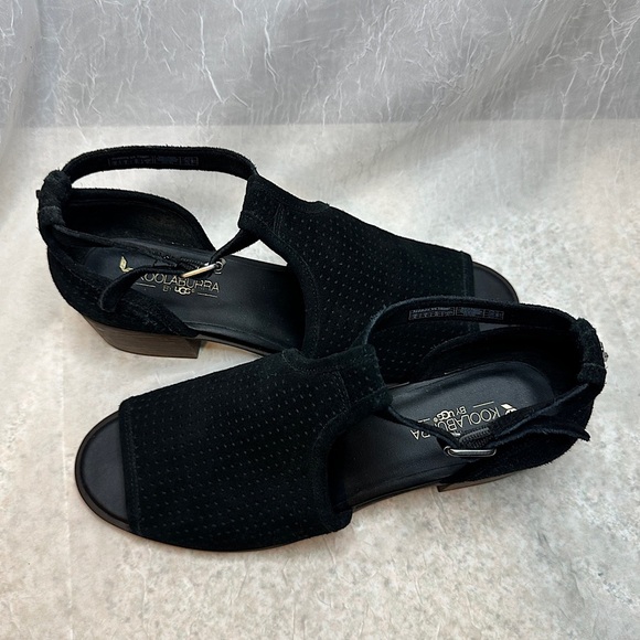 Koolaburra by Ugg Black Suede Open Toe Block Heel Sandal Shoes | Sz 10 - Picture 16 of 17